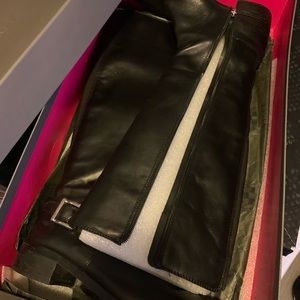 Women Vince Camuto Black Leather boots